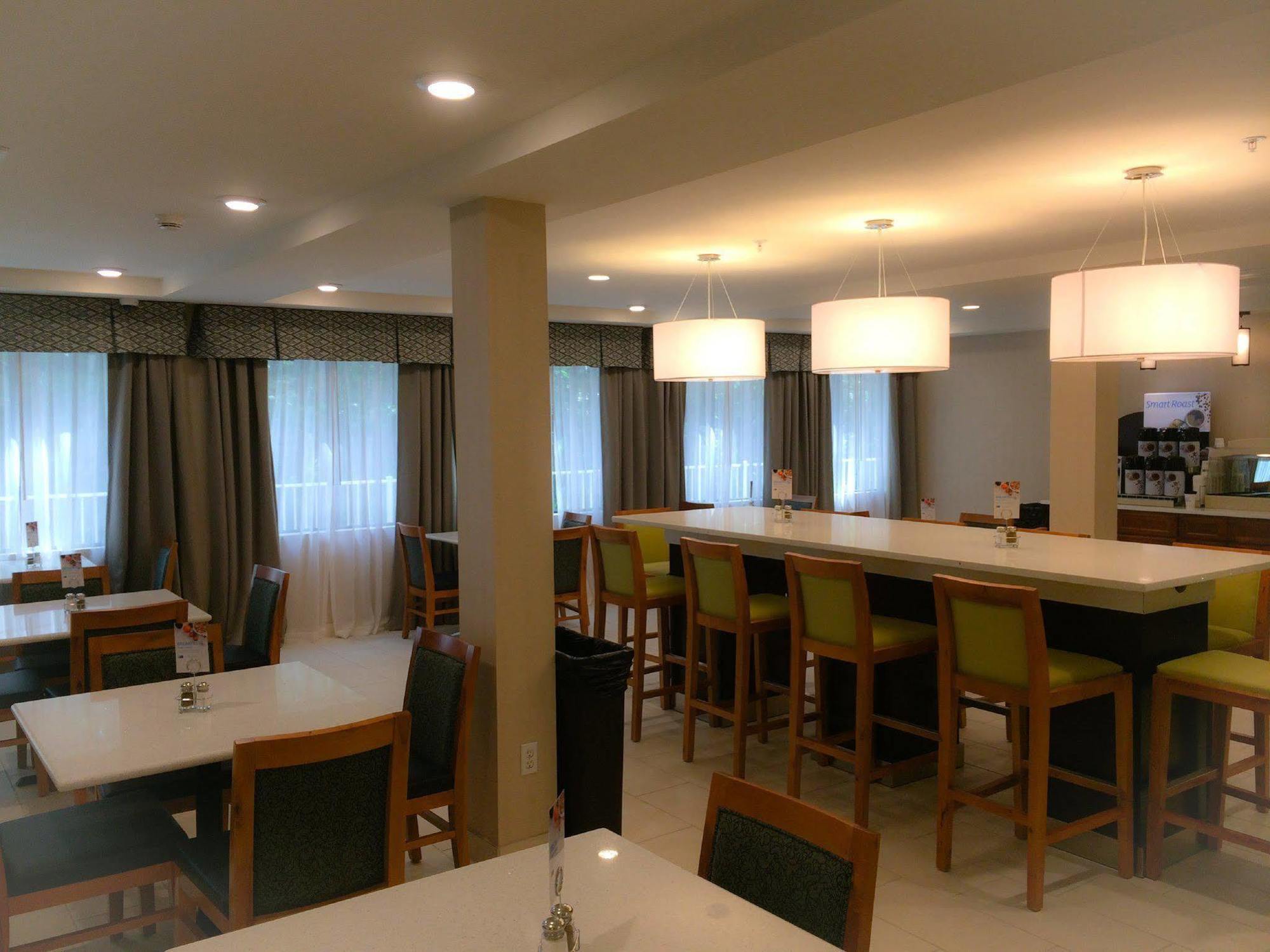 Holiday Inn Express And Suites West Ocean City By Ihg Bagian luar foto